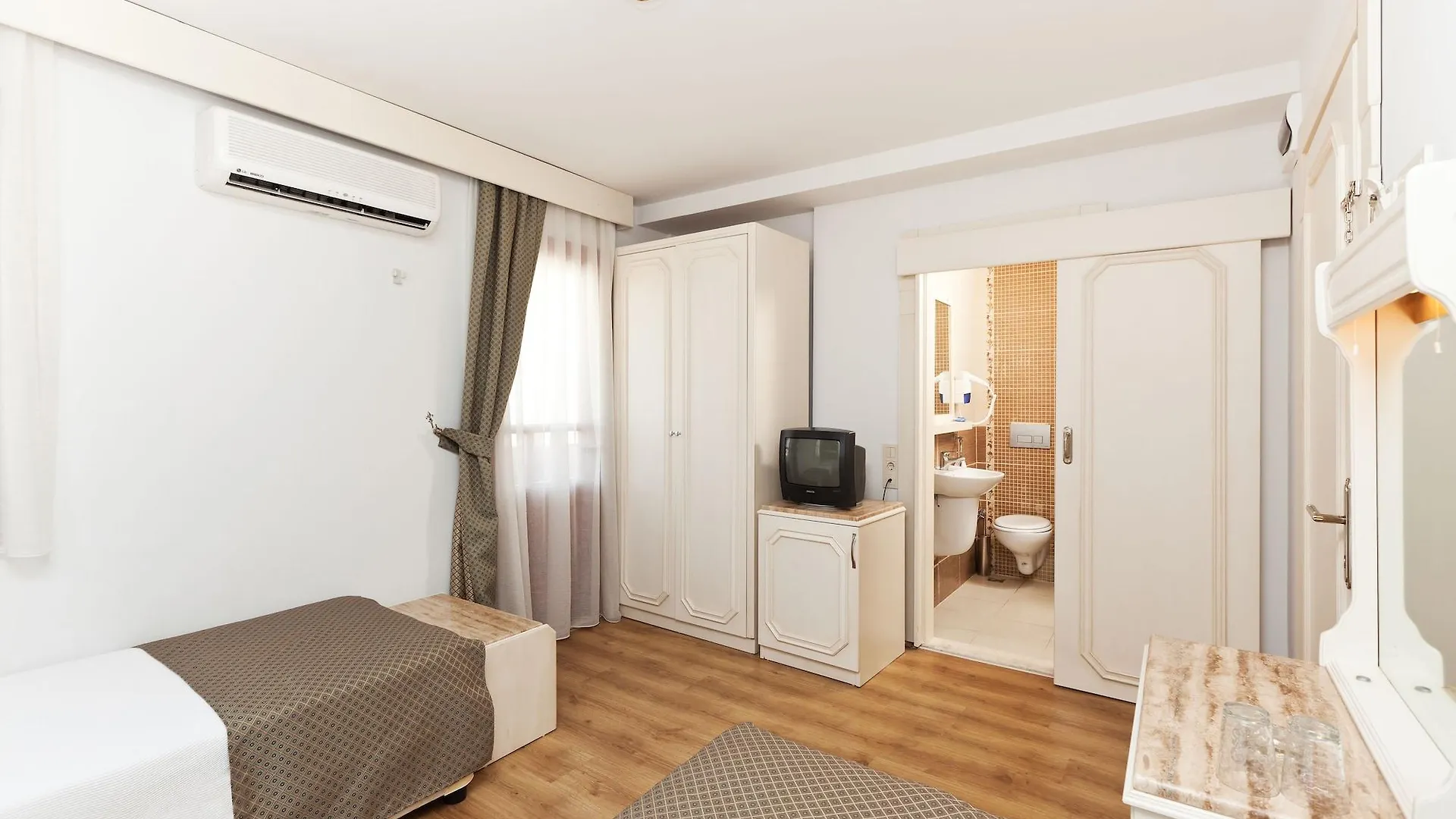 Sherwood Premio Hotel Анталья