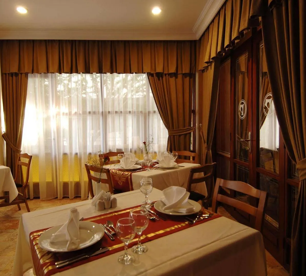 Sherwood Premio Hotel Анталья