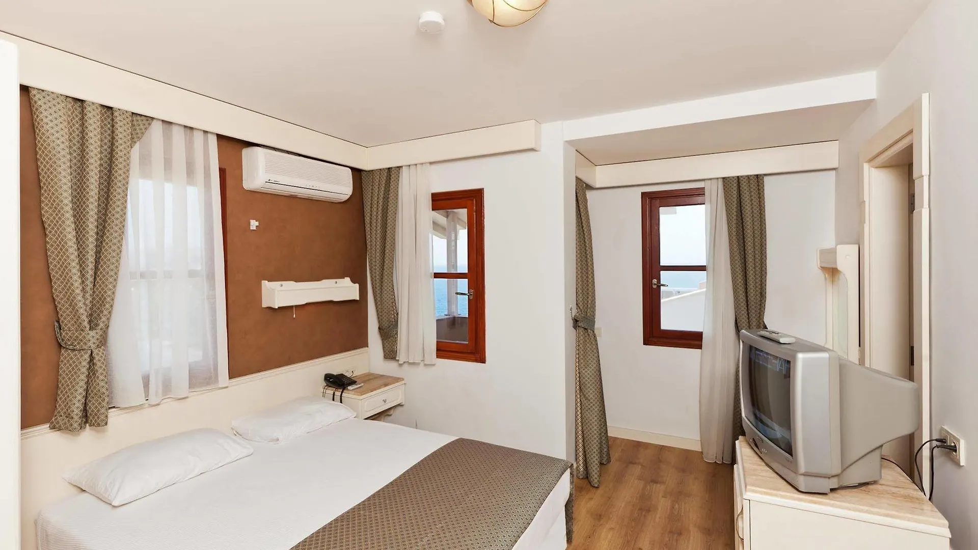 Sherwood Premio Hotel Анталья